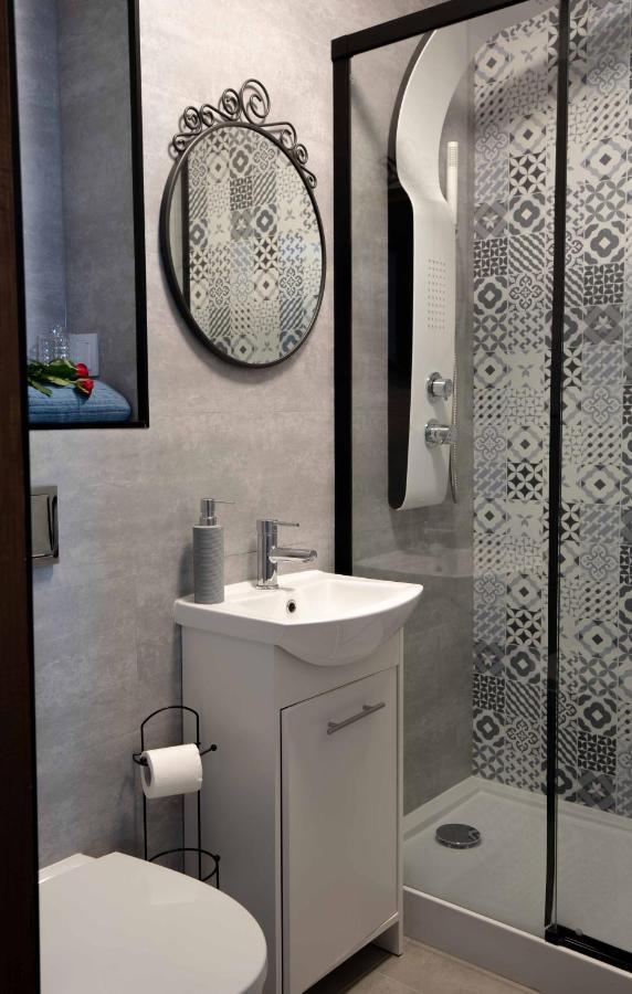 Apartament Miki Varsavia Esterno foto